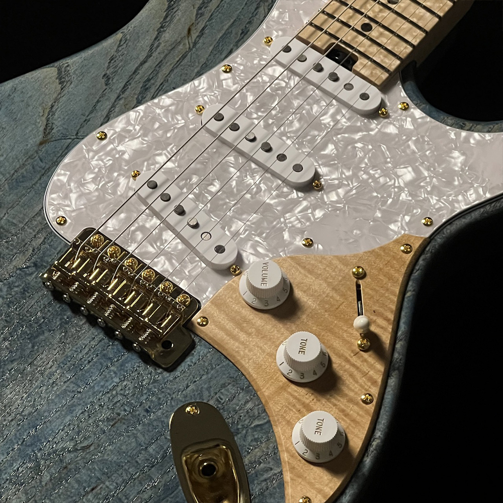 Altero Custom Guitars　Astra Standard SHIMAMURA KURASHIKI Edition ”Aizome（藍染）”