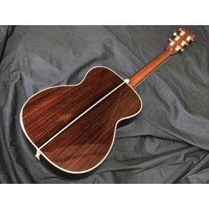 EASTMAN GUITARS E40OM-TC-SB