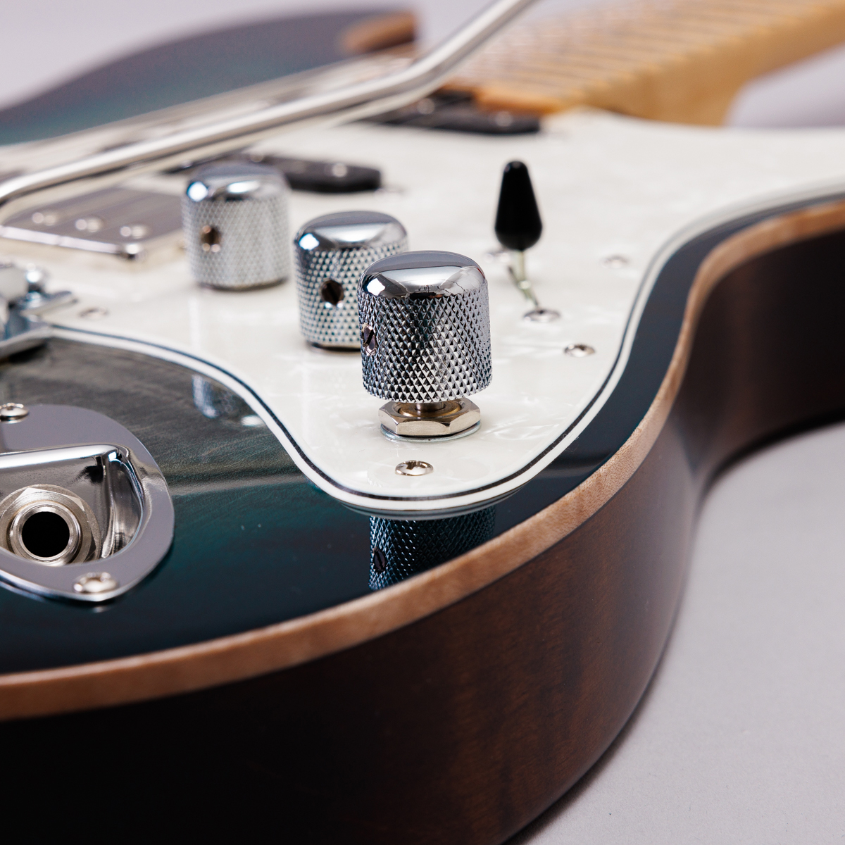 HSE/m/SSH-Premium/EM HISTORY | 島村楽器