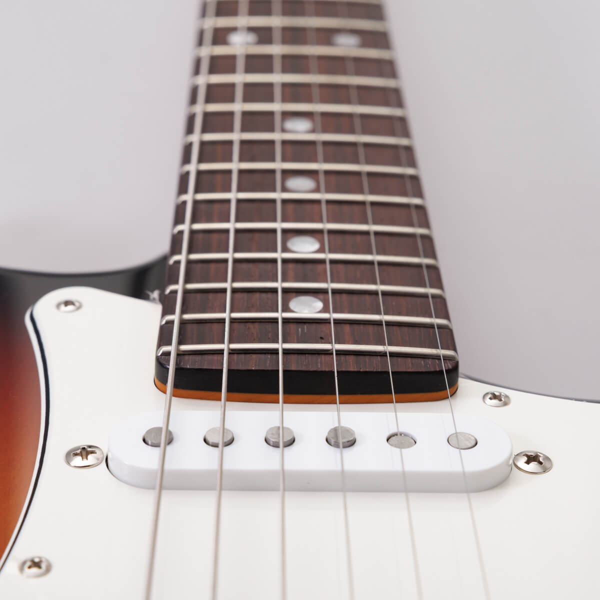 コンパウンドラディアス指板