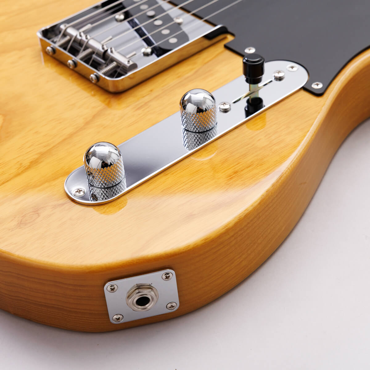 一流ブランド製の電装パーツ