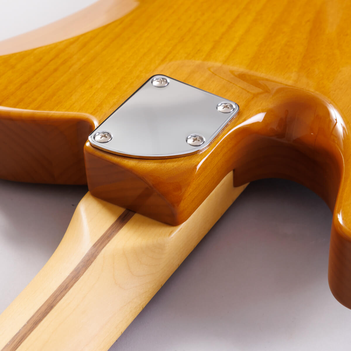 Easy Access Joint 方式によるネックジョイント