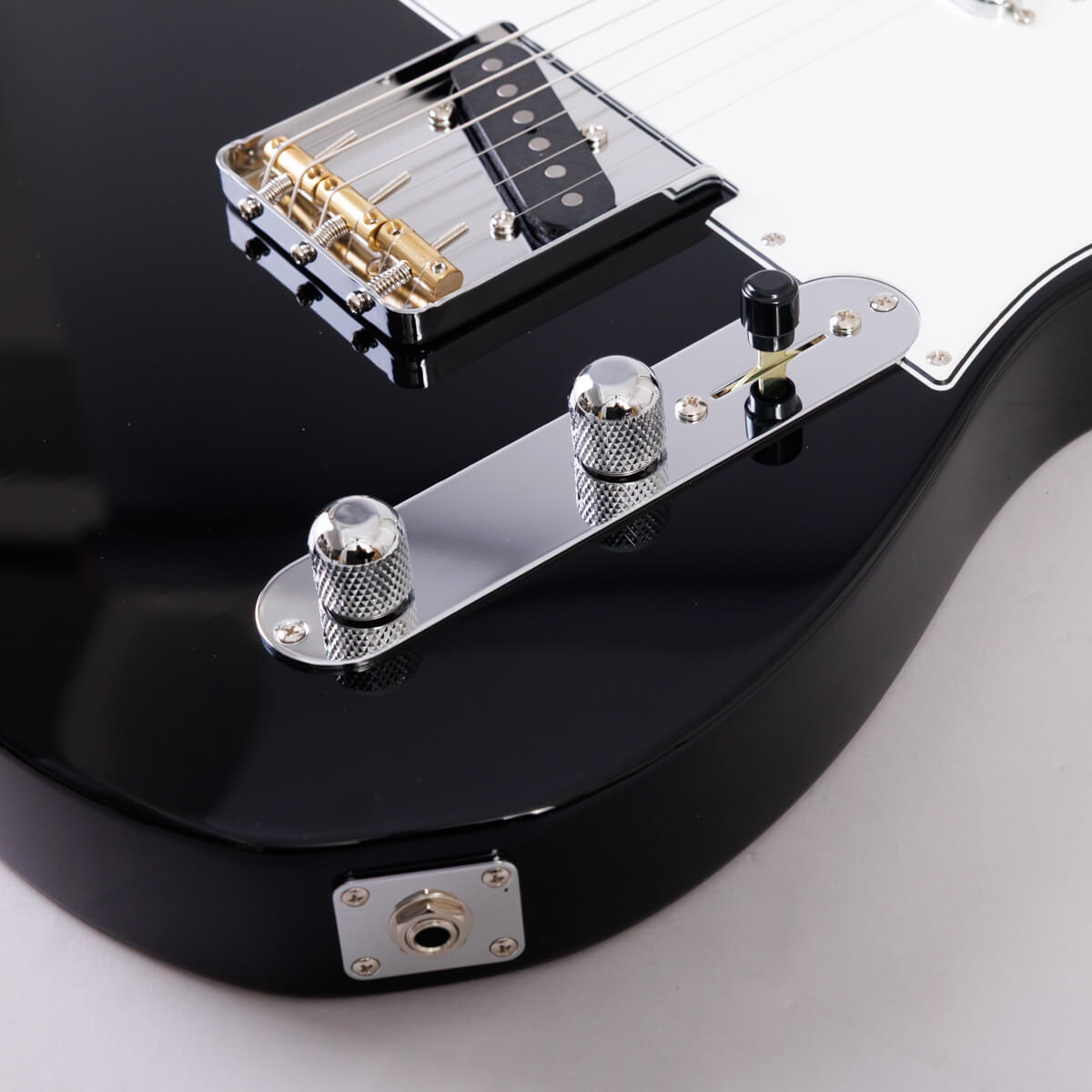 一流ブランド製の電装パーツ