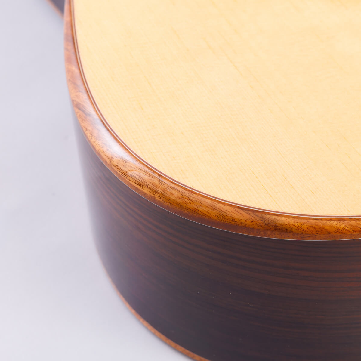 エルボーカット