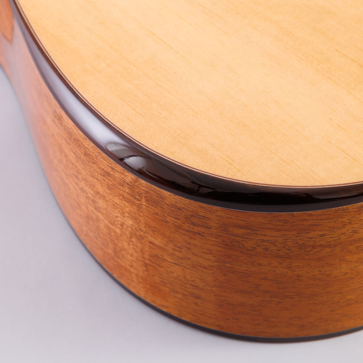 エルボーカット