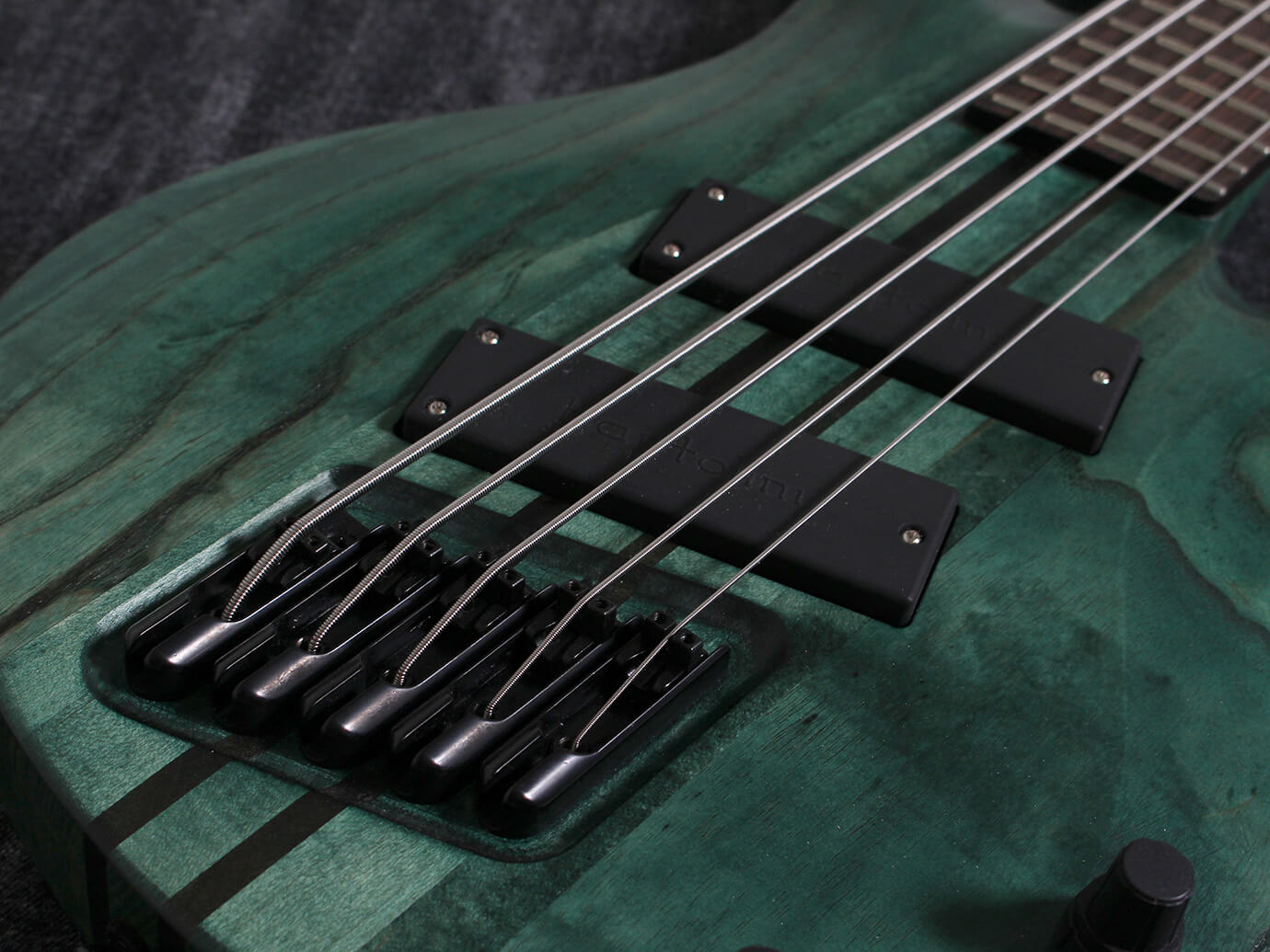 Sidewinder5 T Fanned Fret