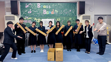 大淀町立大淀中学校・吉野町立吉野中学校合同への寄贈品