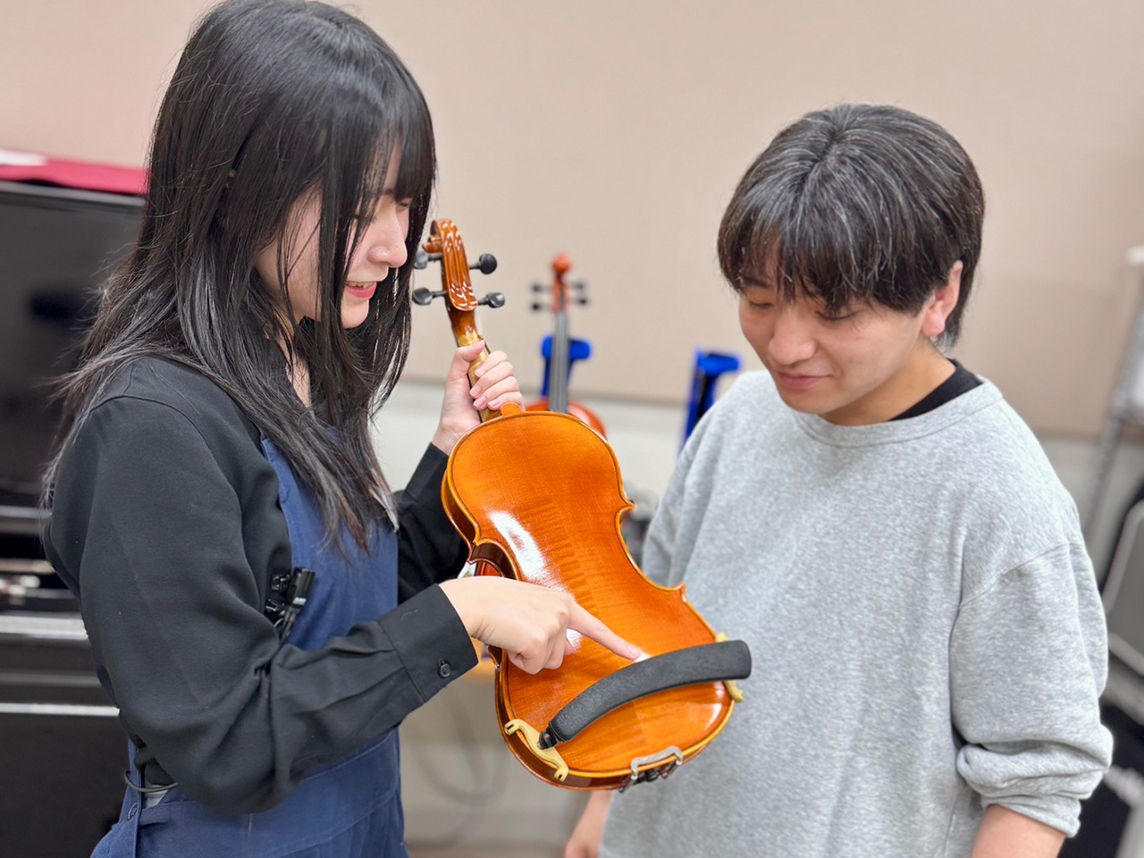 弦楽器ビギナーズクラブの様子
