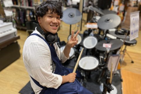スタッフ写真 ドラム・ドラムアクセサリー 杉田