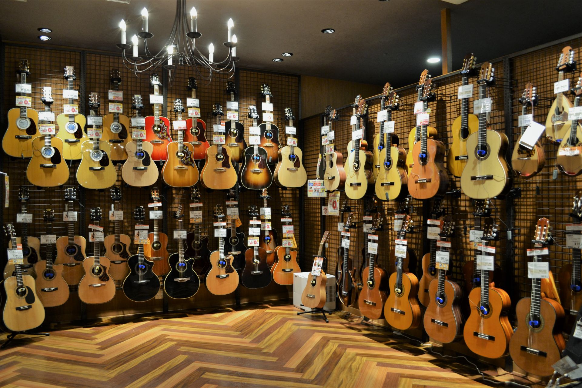 【アコースティックギター】Martin、Gibsonアコギを選ぶなら、あべのand店へ！(7/6更新)