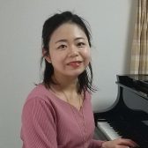 【子供から大人まで通えるピアノ】土曜日　宇山　知沙子（うやま　ちさこ）