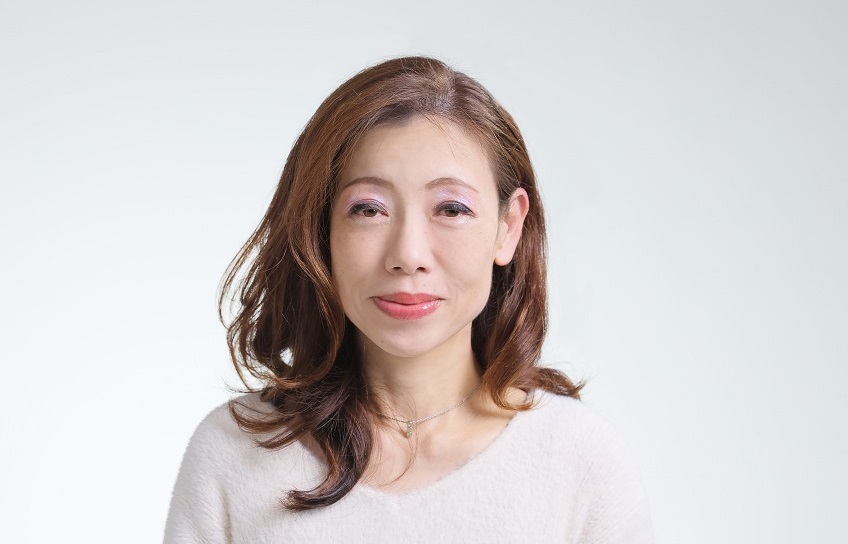CONTENTS講師紹介コース概要手島先生にインタビュー♪お問合せ・体験レッスンお申込み講師紹介 コース概要 手島先生にインタビュー♪ Q1:楽器を始めたきっかけは？ 家にあったピアノでいつも遊んでいたら、知っている歌を弾きたくなって、最初は母から教えてもらっていました。 少したってから音楽教室で習 […]