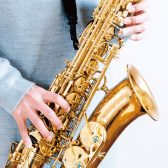 🎷大人のためのサックス教室｜平日の夜・お仕事帰りに自分だけの特別な音楽時間を【水・金曜開講】