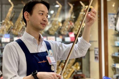 スタッフ写真 副店長 佐藤 翔