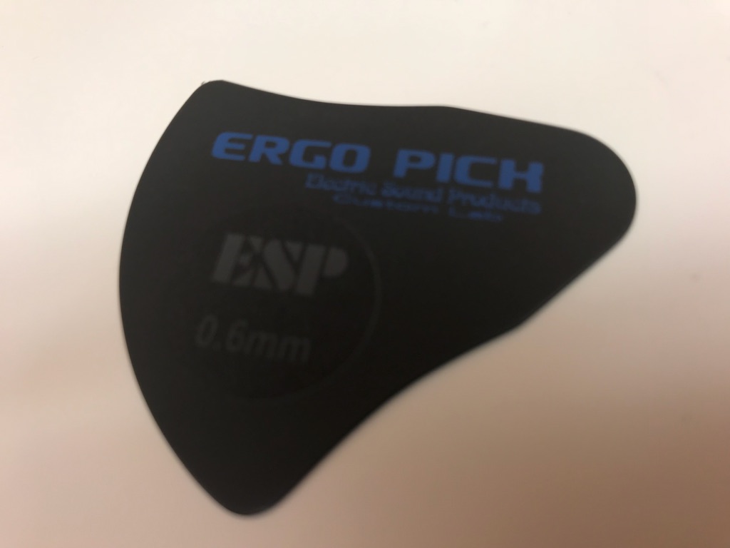 今話題の巨大ピック【ERGO PICK】入荷しました！