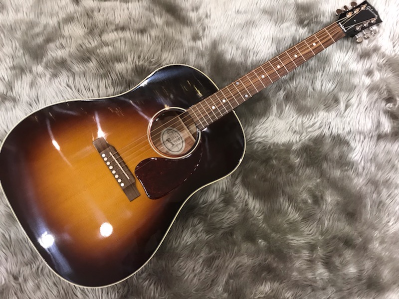 *J-45 standard |*ブランド|Gibson| |*型番|J-45 standard| |*商品の状態|新品| |*販売価格|[!￥264,600(税込)!]| |*メーカー希望小売価格|￥366,120(税込)| |*ボディタイプ|エレアコギター| |*カラー|VS| |*年式|201 […]