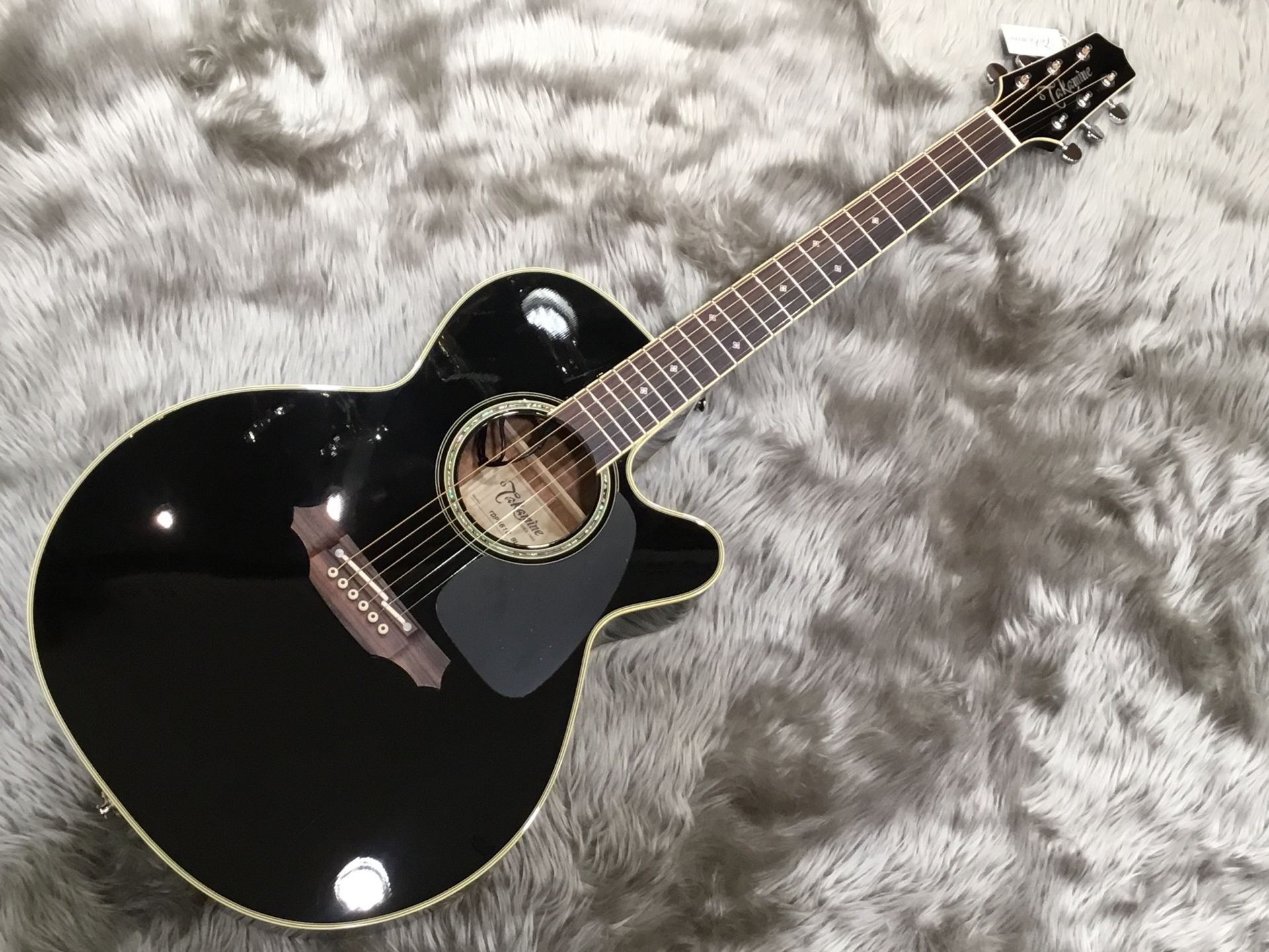 【新入荷情報】Takamine TDP561Cが入荷しました！