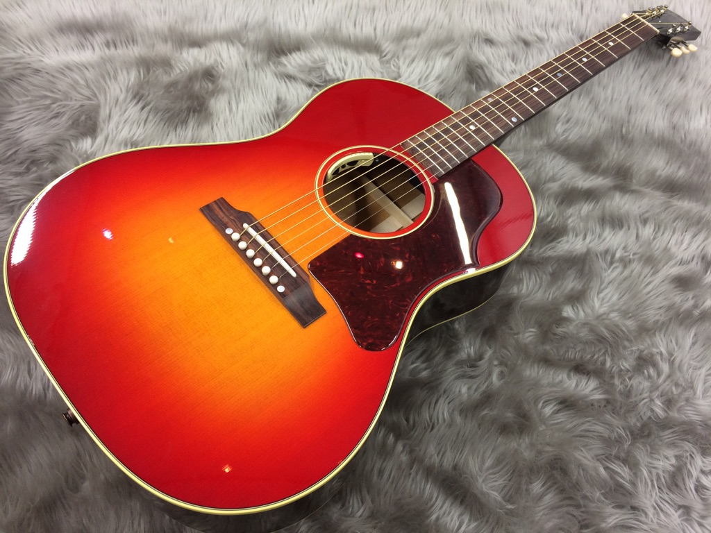 Gibson（ギブソン）B25 VCS w/ANTHEM入荷しました！