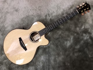 Crews「ES-1500C PREMIUM LTD」ボディバックにハカランダ使用で限定発売！