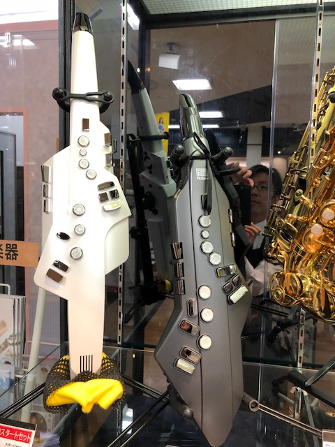 大人気のエアロフォン！あなたはどちらのAerophone（エアロフォン）？「AE-10」vs「AE-05」徹底比較！