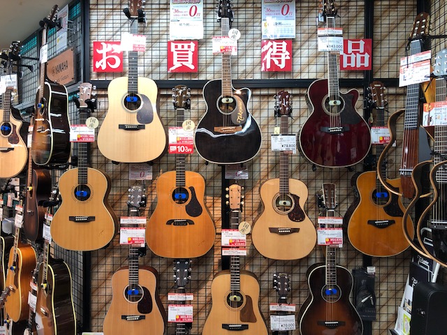 お買い得なアコギ集めました！憧れのメーカーで楽しもう！