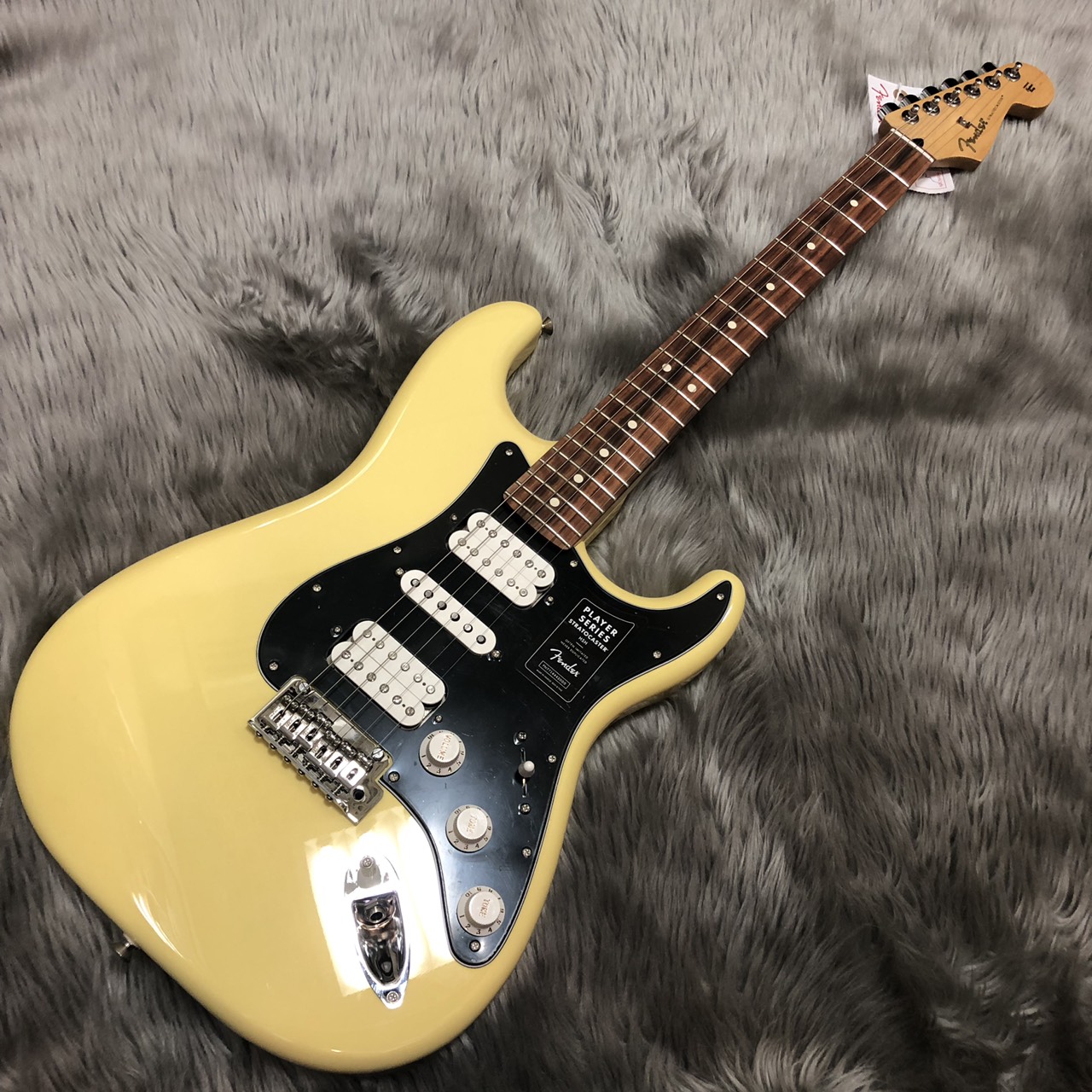 Fender PLAYER STRAT HSH PF　入荷しました！