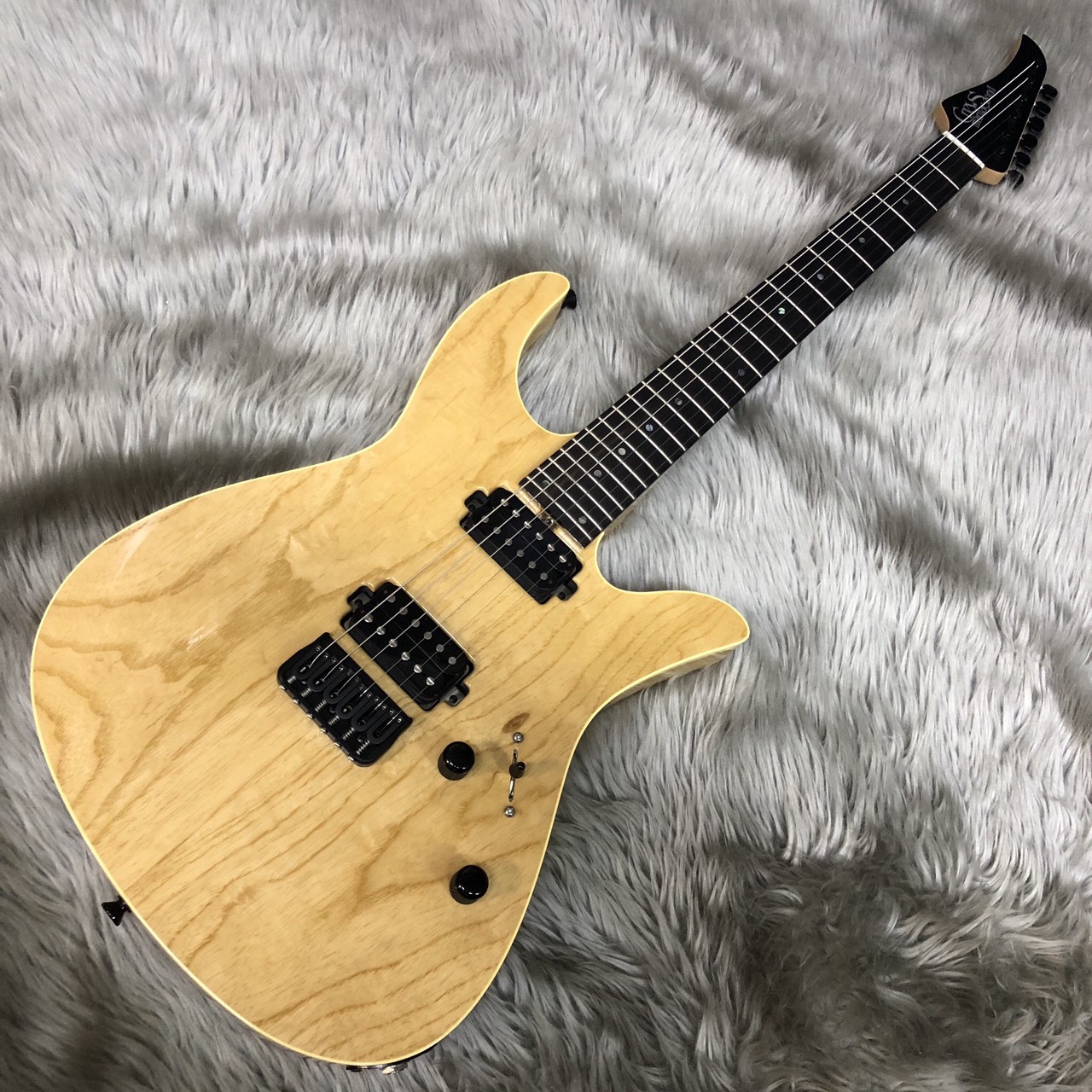 【エレキギター】solution R6 ASHのご紹介！