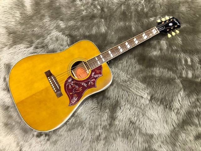 Epiphone『Masterbilt Hummingbird 』Aged Antique Natural Gloss 入荷