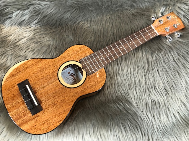 見た目もかわいいUma Ukulele MOON-SS ソプラノウクレレ入荷しました！