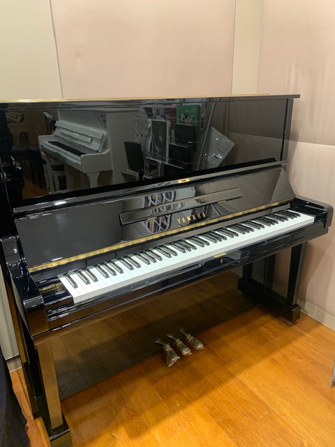 中古アップライトピアノYAMAHA/U3A