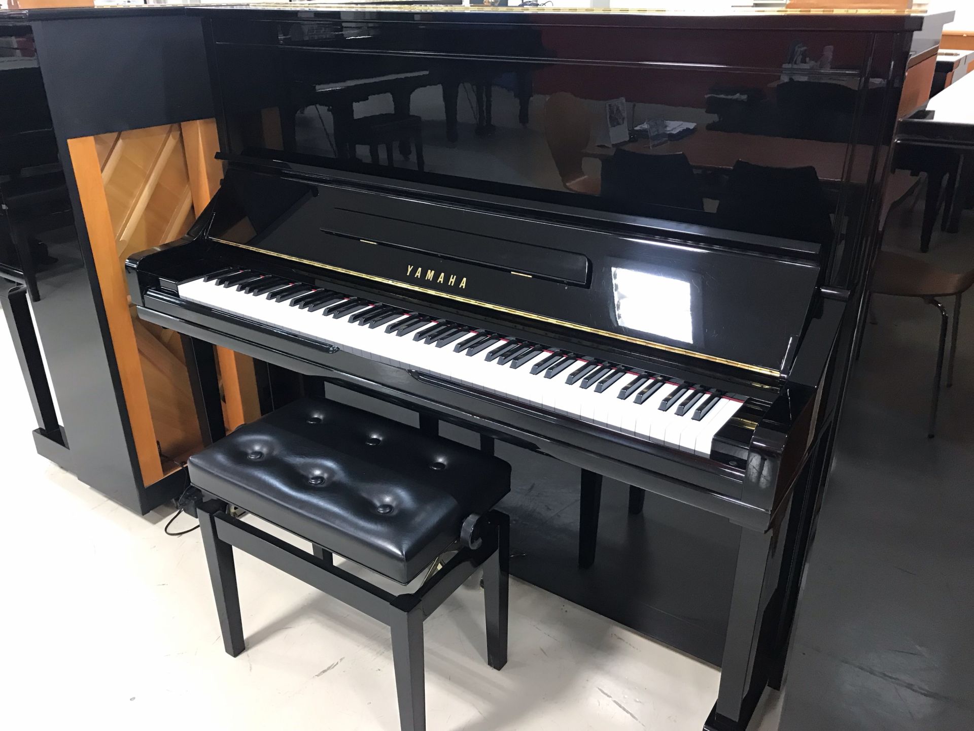 中古アップライトピアノYAMAHA/YU3