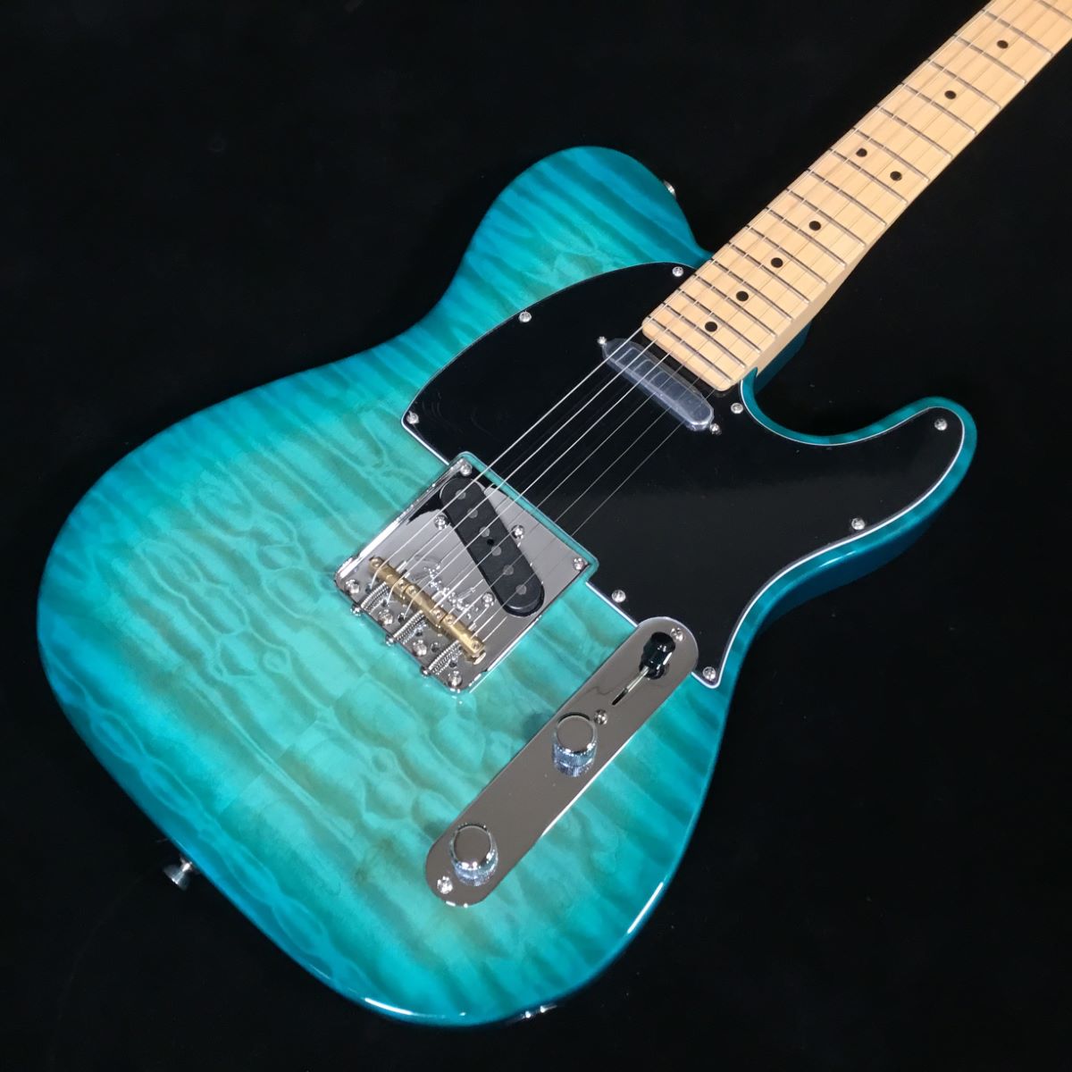 FenderAmerican Showcase Telecaster Aqua Marine Metallic
