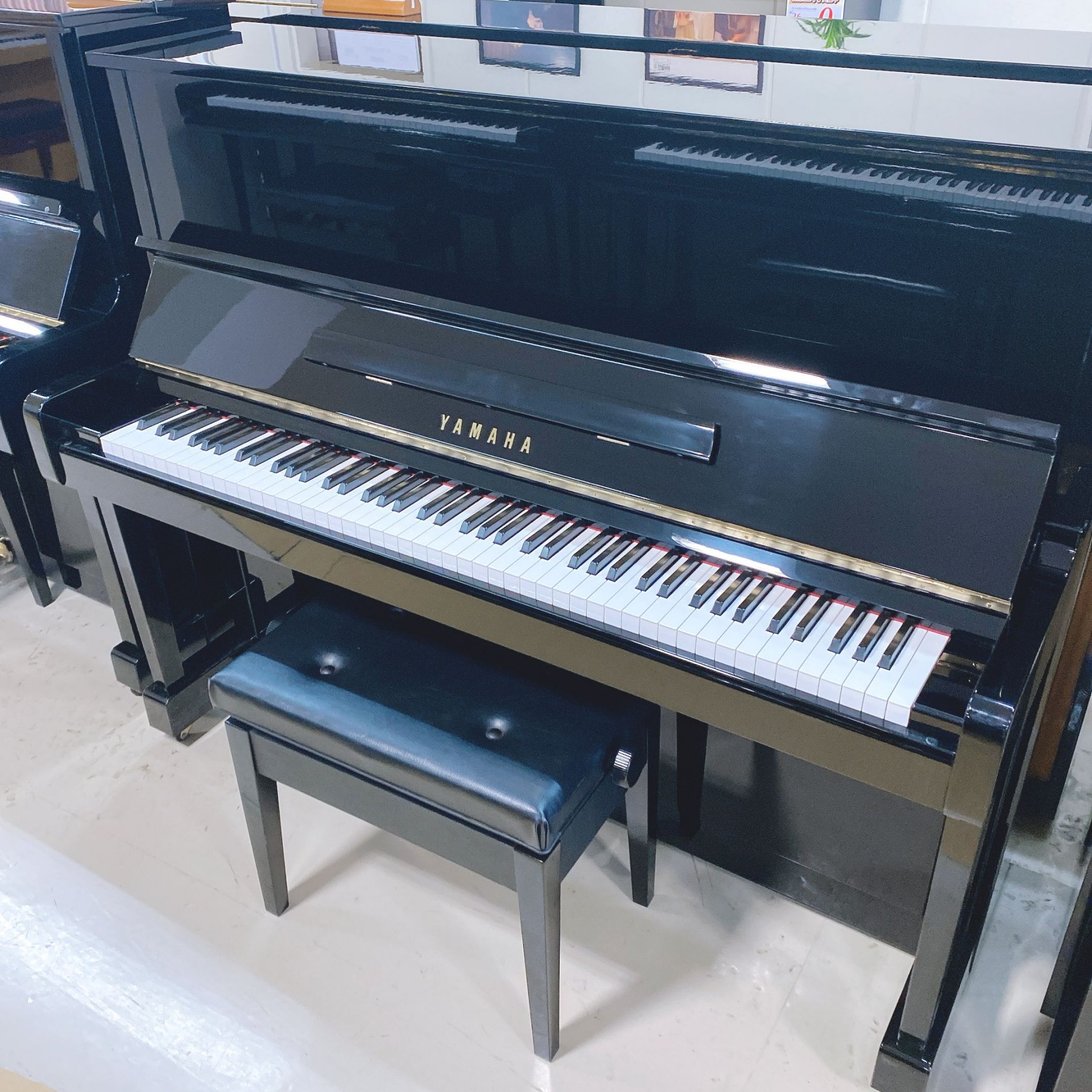 中古アップライトピアノYAMAHA/MC10BL