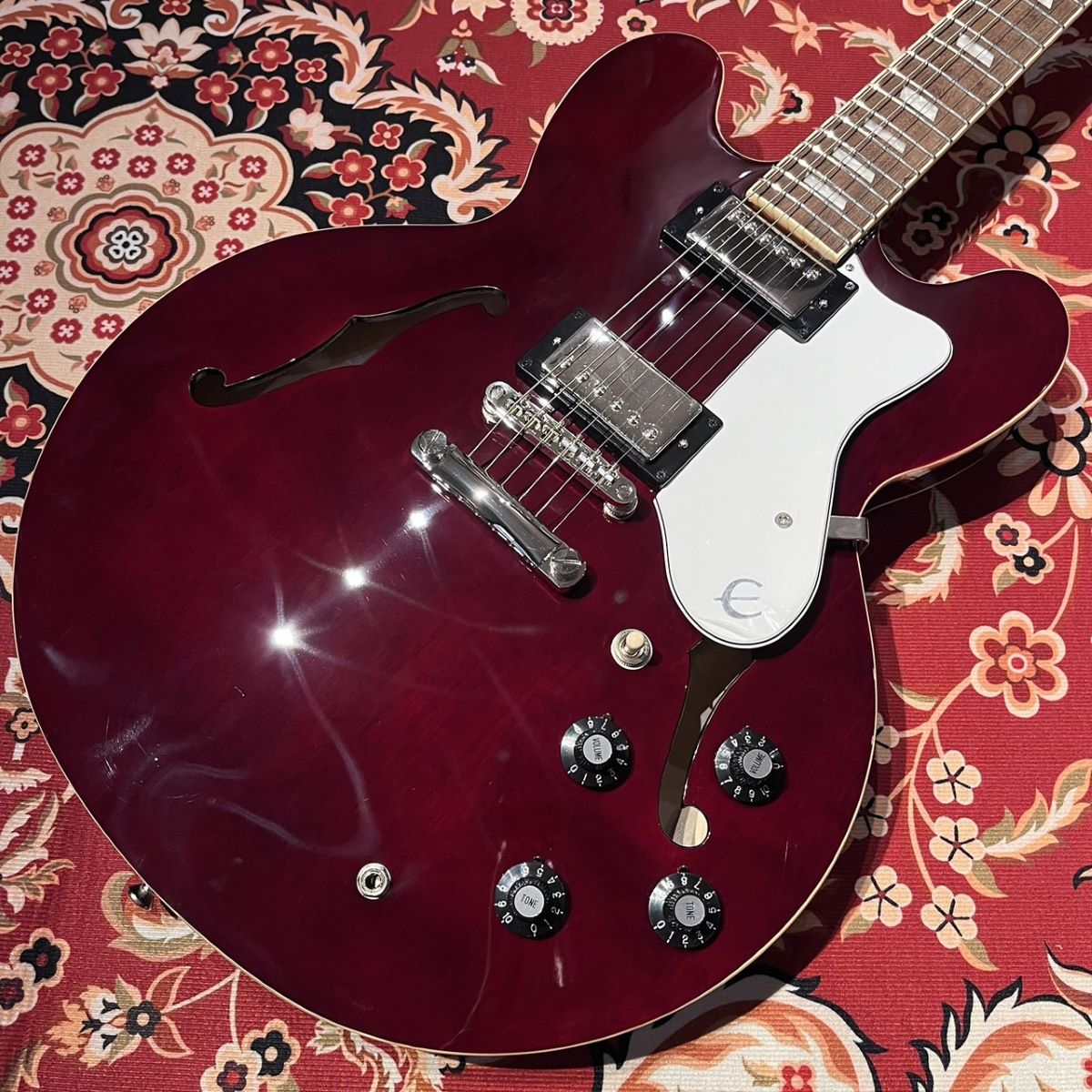EpiphoneNoel Gallagher Riviera