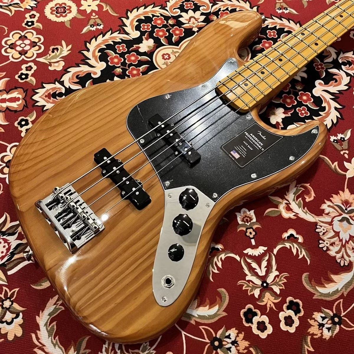 FenderAM PRO II JB MN