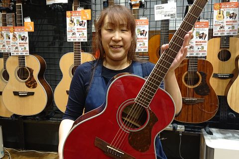 スタッフ写真 楽譜 白川
