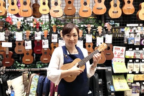 スタッフ写真 音楽教室・ウクレレサークル 鈴木
