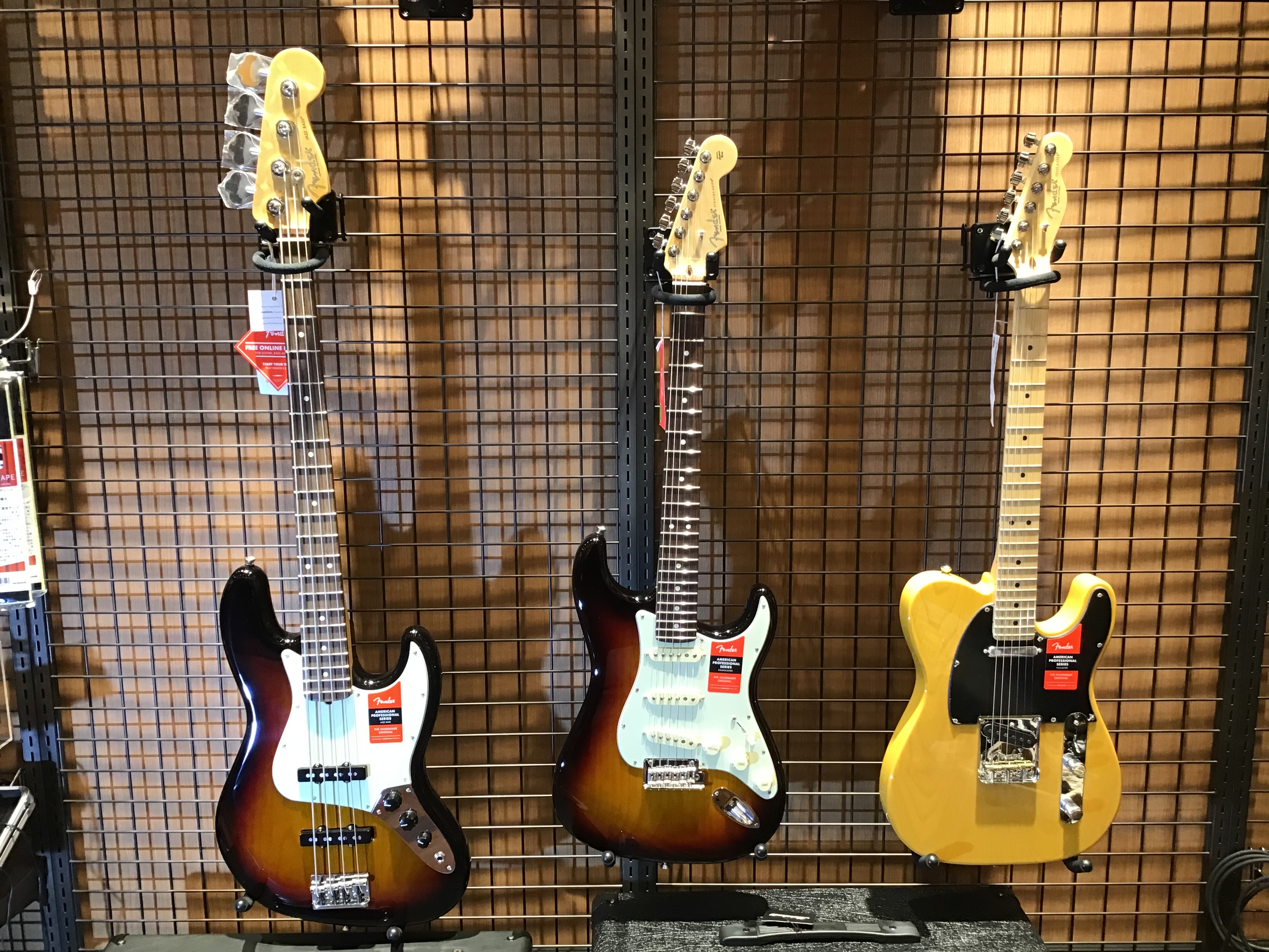【エレキギター・ベース】Fenderの特価品がさらにお買い得に！