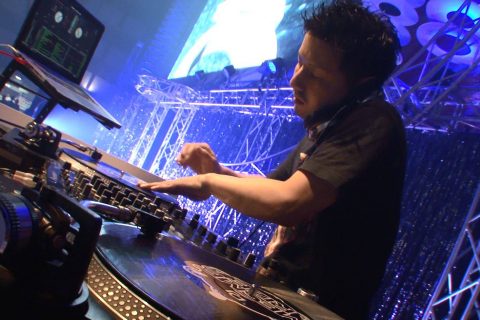 月曜日 Dj教室 講師紹介 川崎 洋平 オンラインレッスンも可能 有明ガーデン店 店舗情報 島村楽器