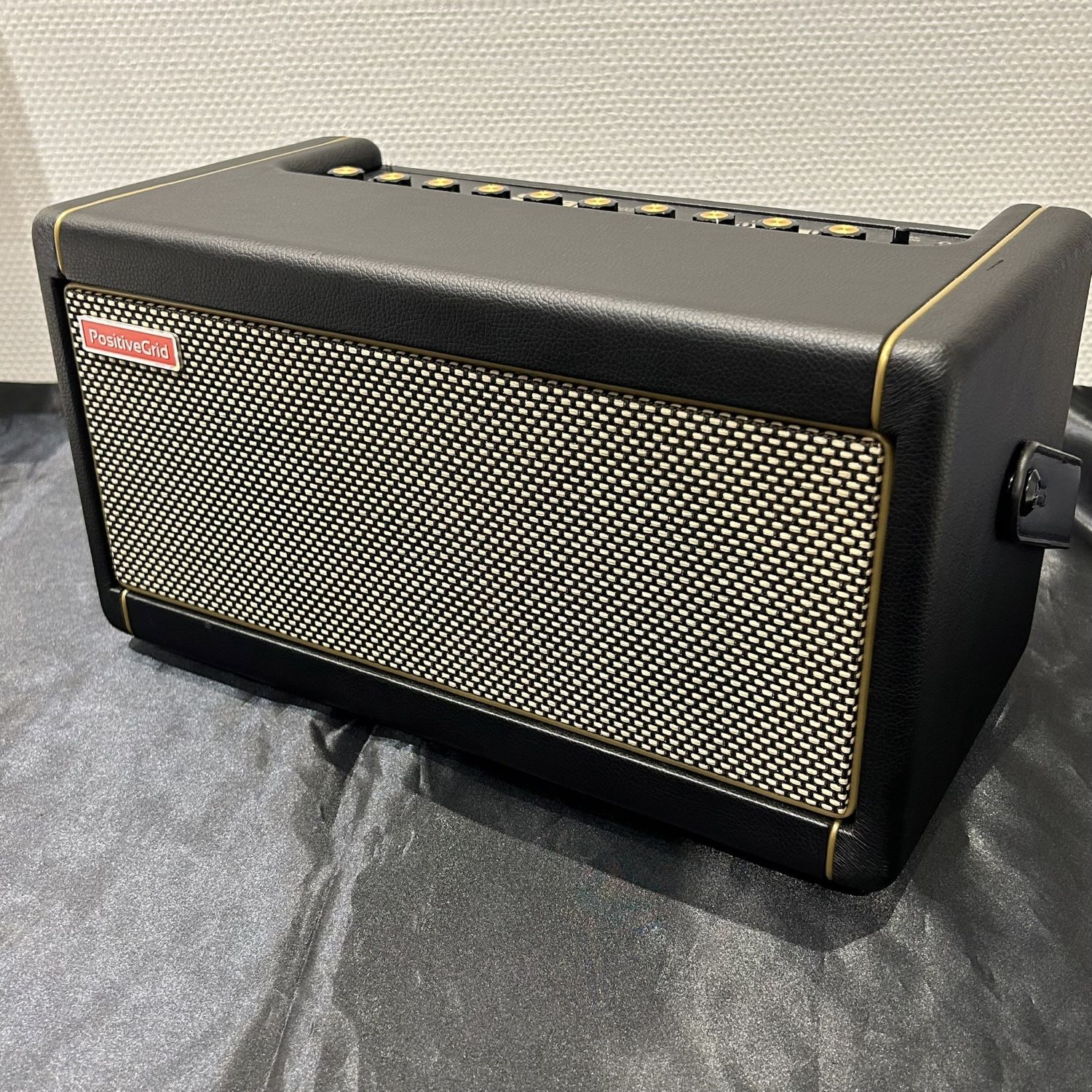 ギターアンプ【展示品特価】Positive Grid Spark 40 ギターアンプ ベース エレアコ対応