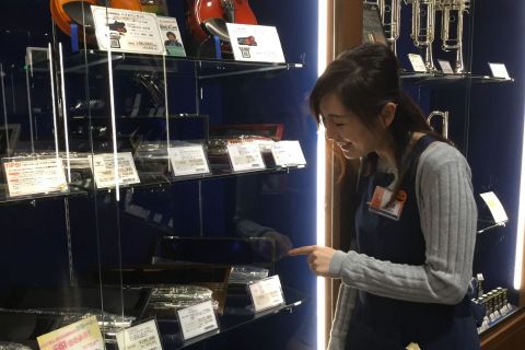 スタッフ写真 楽譜 寺岡