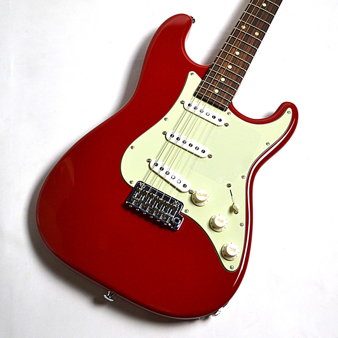 【Suhr入荷情報】カスタムオーダーClassic Dakota Red Roasted Maple Neck Indian Rosewood FB / Roasted Alder Body w/SSC2