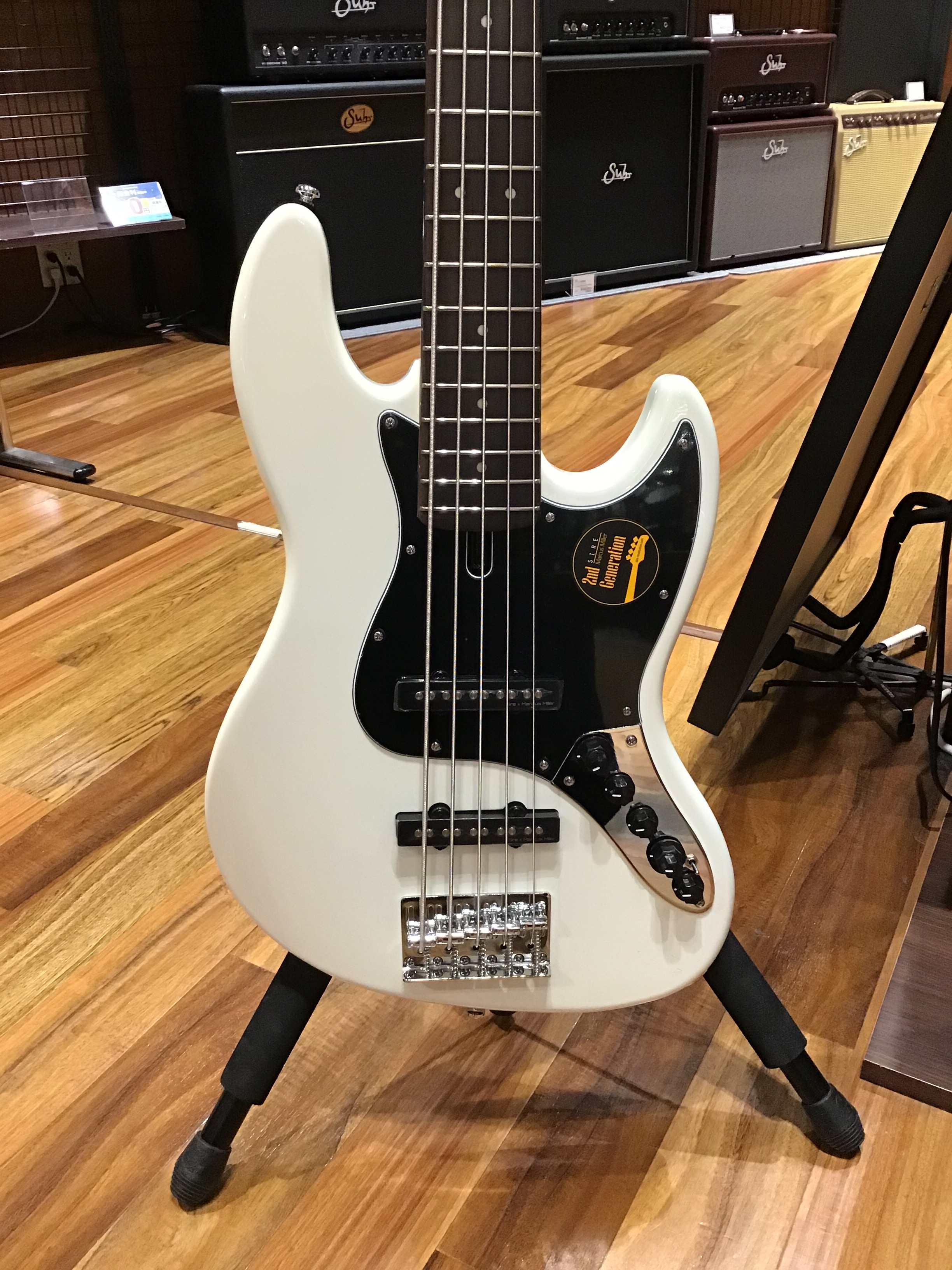 ベース情報】Sire Marcus Miller V3 5ST 2nd Generation 5弦ベース入荷