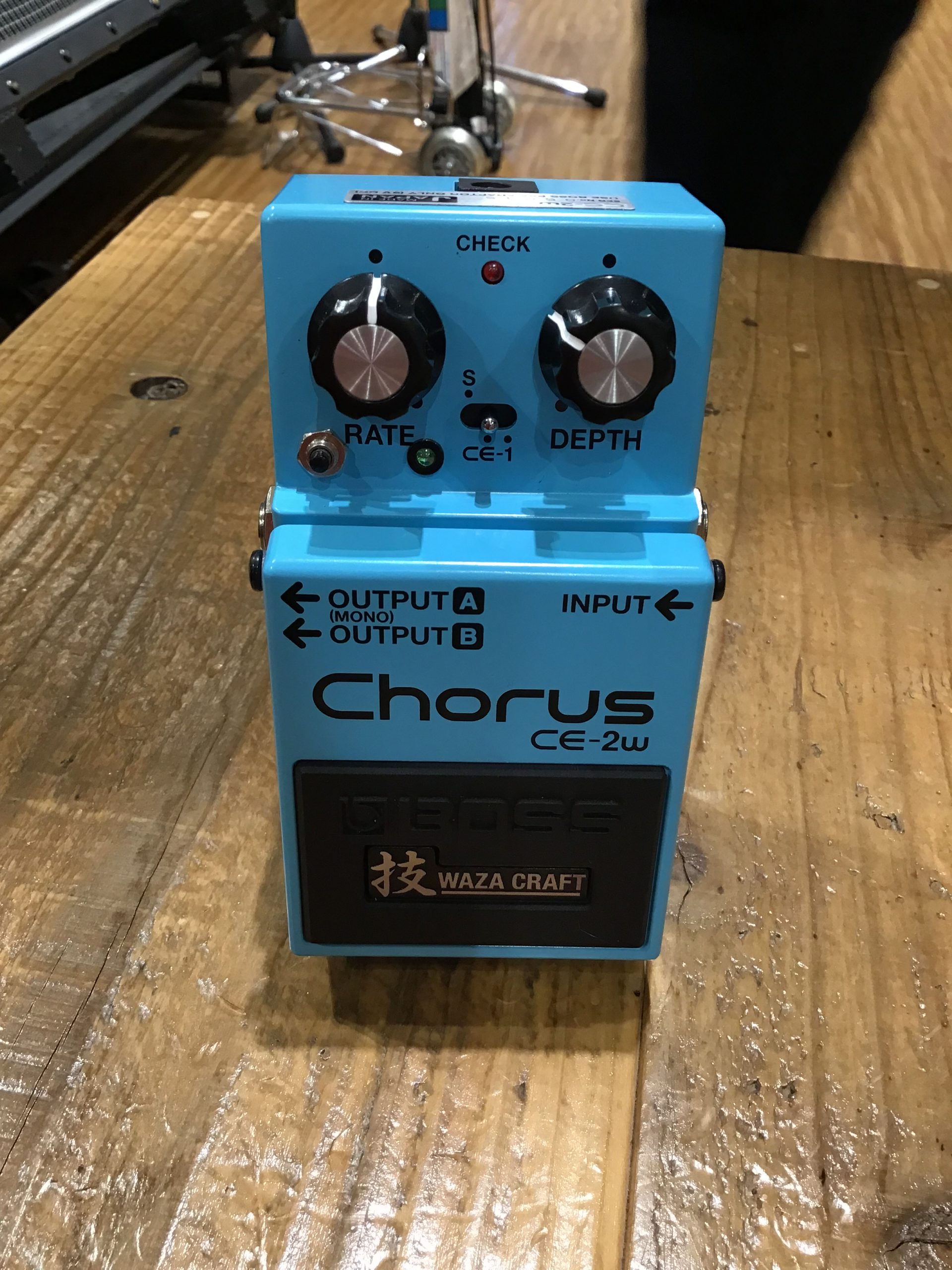 BOSS CE-2W wave mod