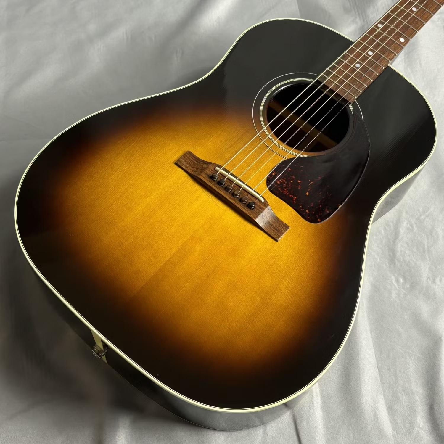 GibsonJ-45 WESTERN