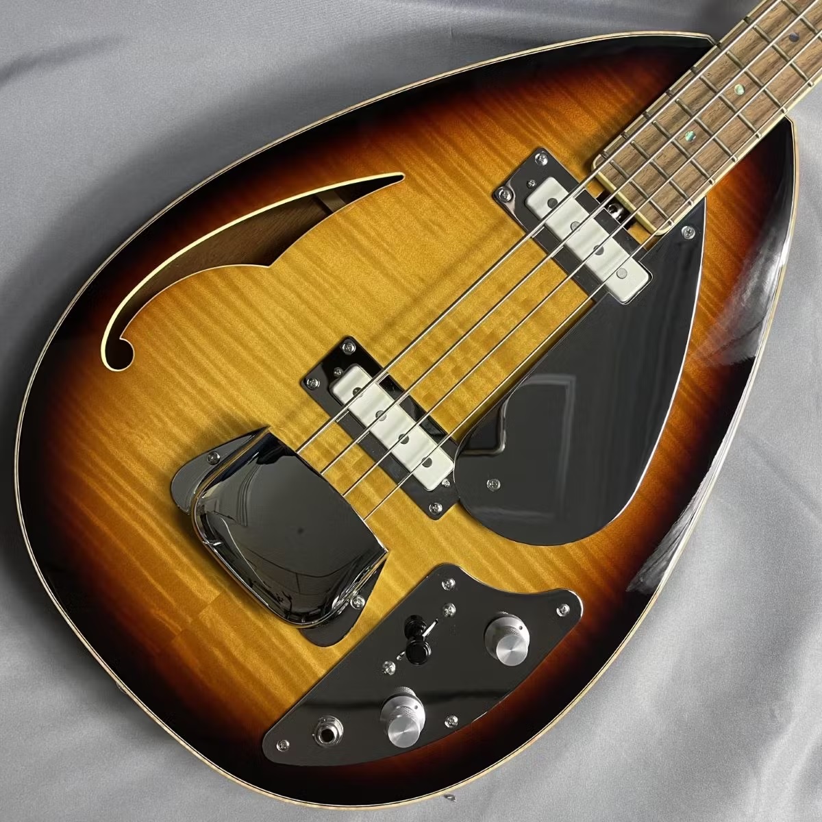 エレキベースVBW-3500