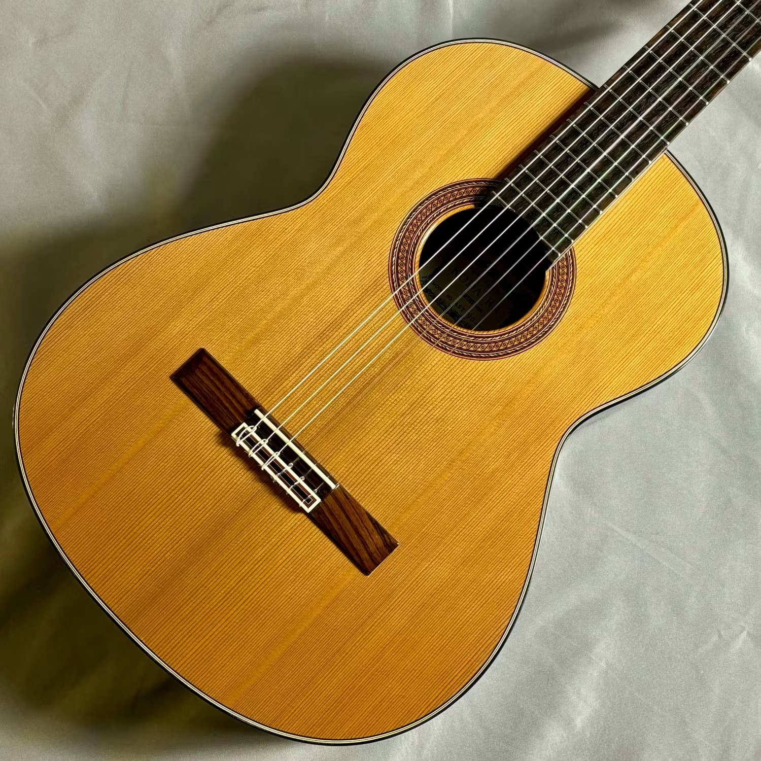 650mmクラシックギターAST-90