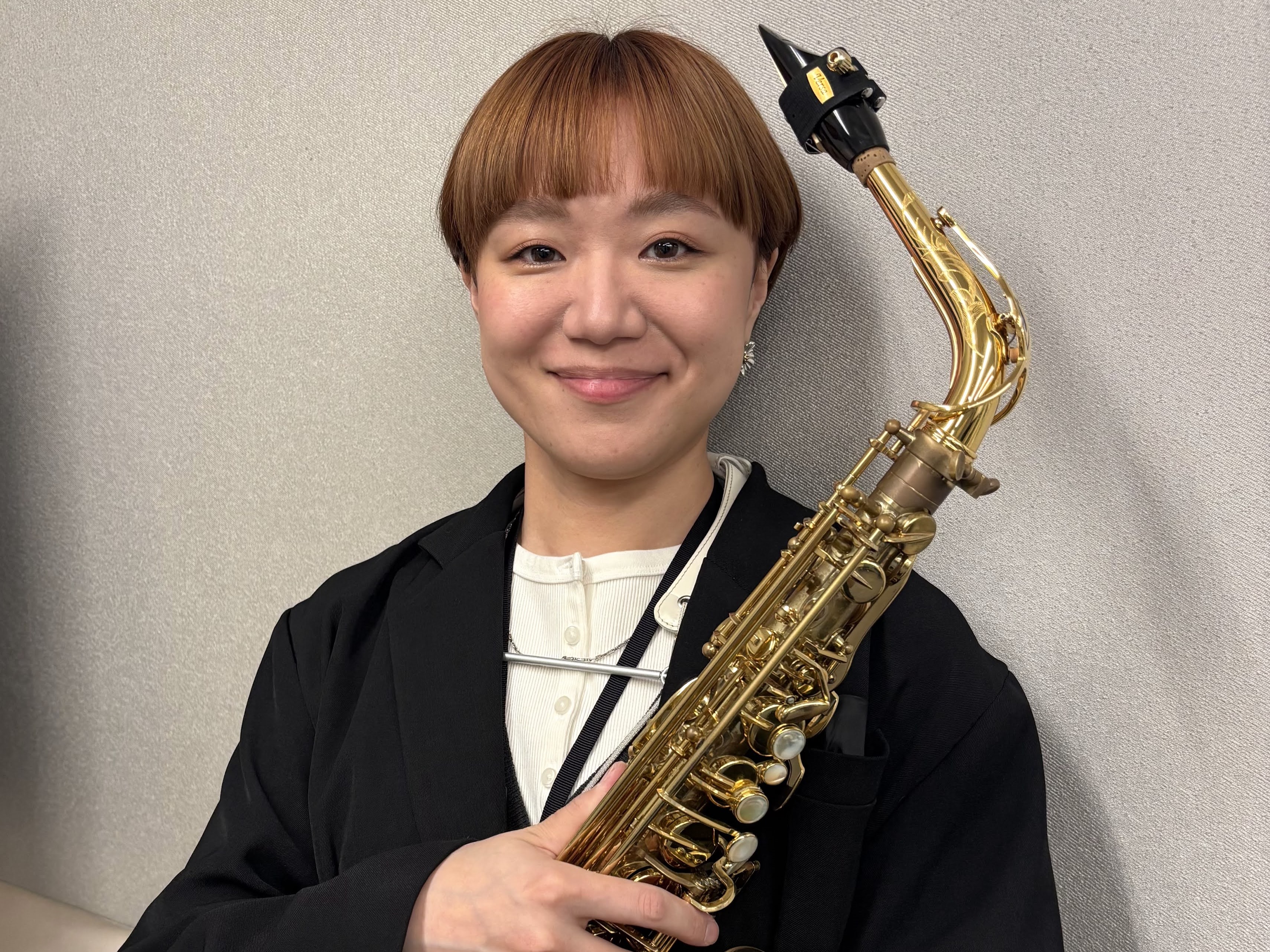 田倉 舞（たくら　まい）先生　担当曜日：月・木・日曜日 講師プロフィール 北海道旭川市出身。北海道旭川商業高校卒業後武蔵野音楽大学器楽科サクソフォーン専攻卒業。元陸上自衛隊第五音楽隊所属。サクソフォーンを須藤裕昭、栃尾克樹、室内楽を林田裕和に師事。現在旭川市内を中心に演奏活動やレッスン等を行う。 レ [&hellip;]