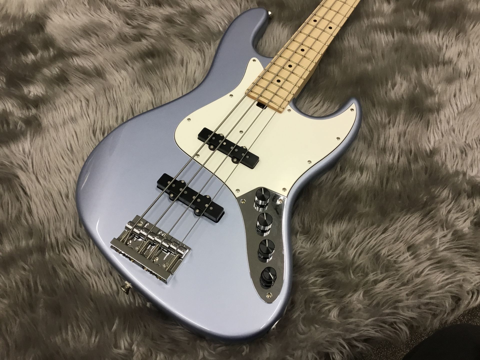 【エレキベース】Sadowsky/MV4E入荷しました！
