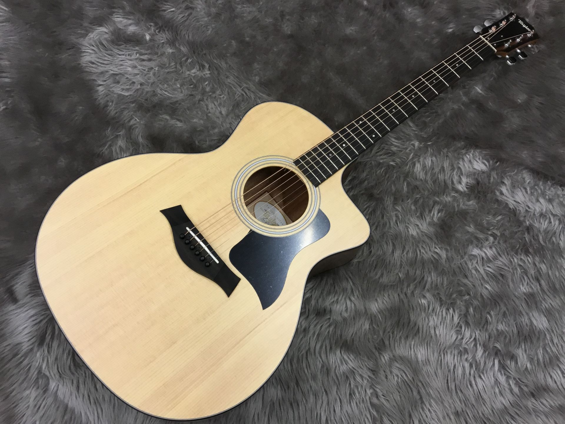 アコーステックギター】Taylor/114ce-Walnut 2017再入荷いたしました